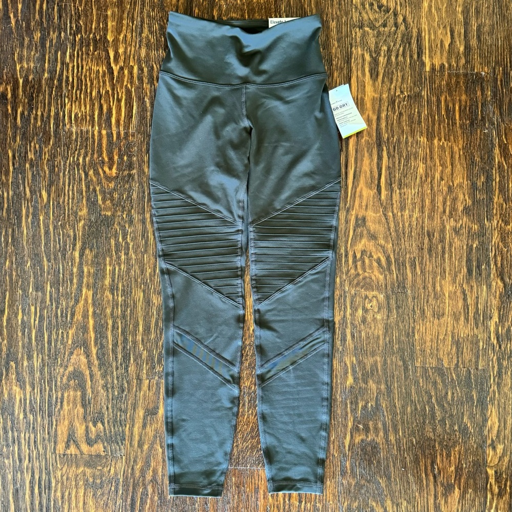 NWT Women’s Old Navy elevate leggings - 7/8 ankle - high rise go-dry - XS